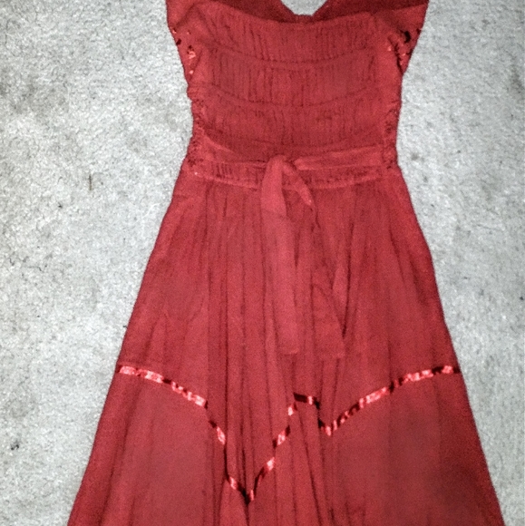 ONE OF A KIND RED HALTER DRESS SIZE S - Picture 2 of 3